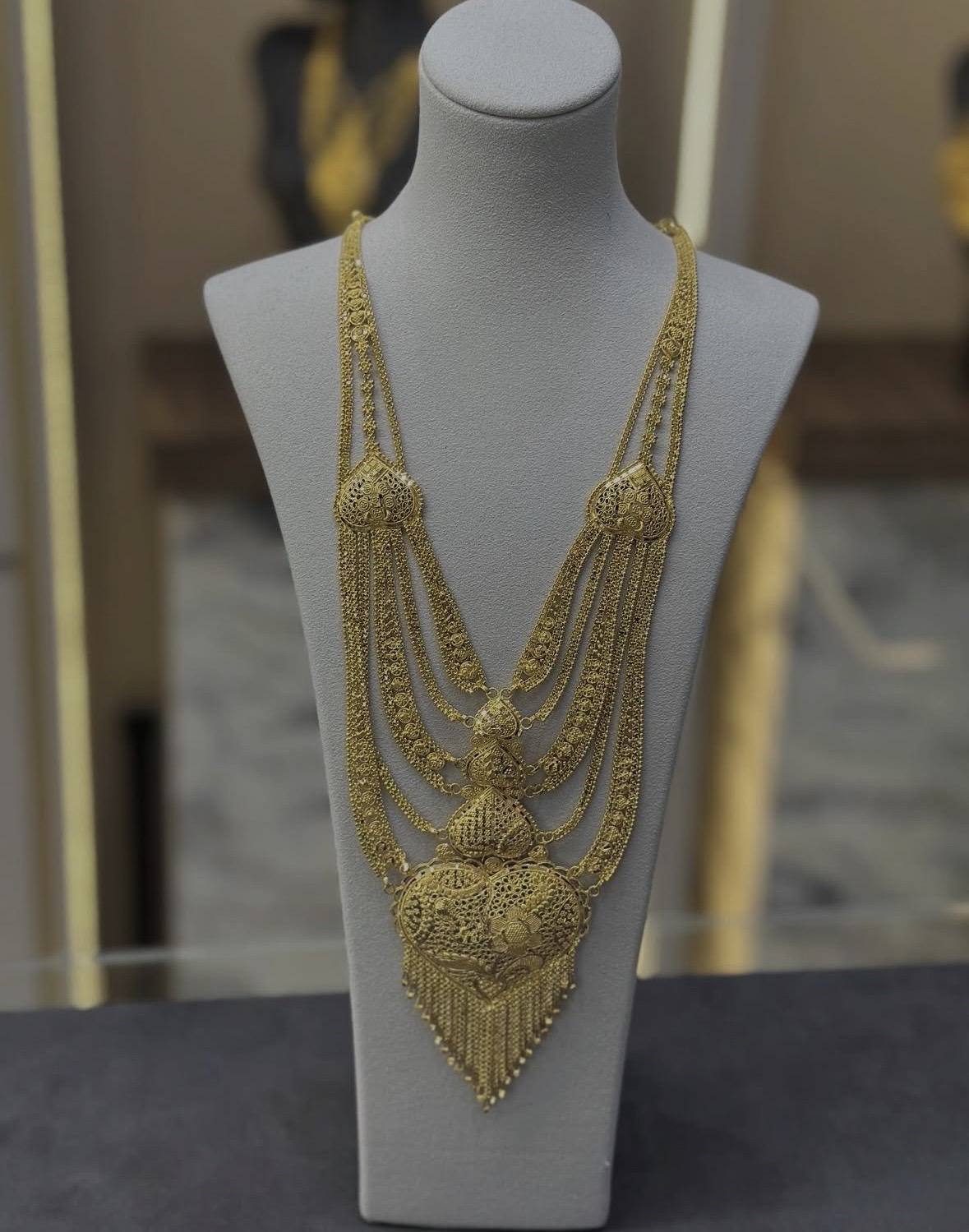 Saray Esintili 22 Ayar Hint Altın Kolye